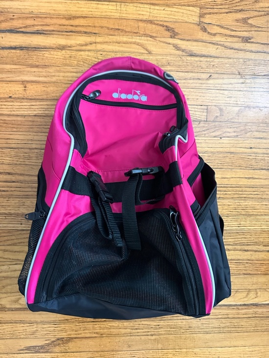 NWOT Diadora Hot Pink and Black Soccer Backpack - Picture 2 of 12